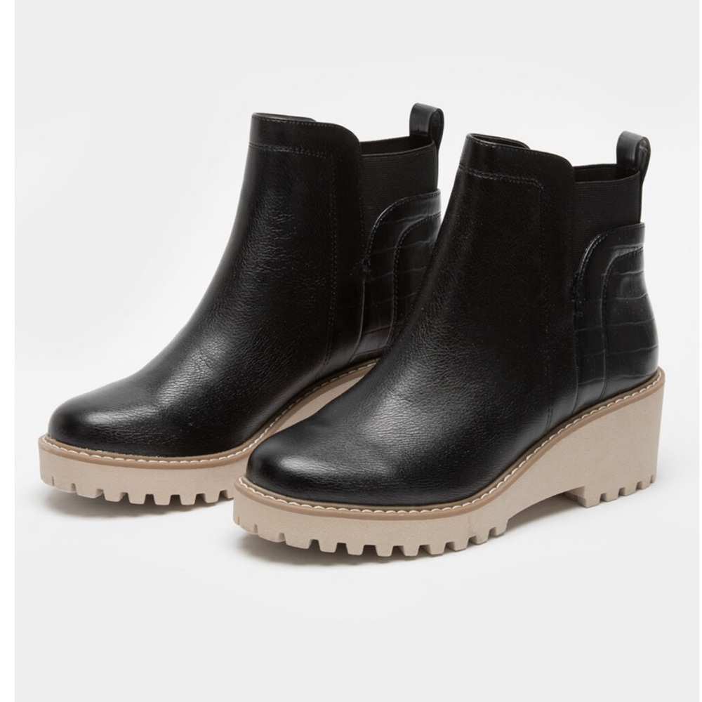 Dolce Vita Huey Black Booties